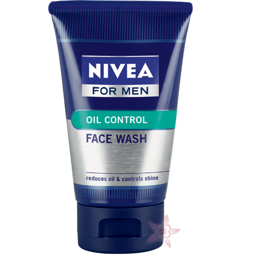 Nivea For men Yüz Temizleme Jeli - Yağlı